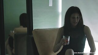 Vroče zagorela piščana na plaži