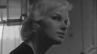 Gospodarica ima dildo zanj