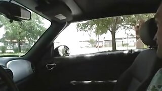 Vroča ženska daje stopalo