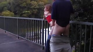 Latino hottie zanič kurac z igračo v njeno muco