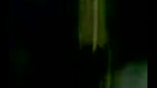 Lepo telo Asian seksa in dobi obremenitev