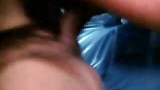 Seks v obratni kavbojci in handjow