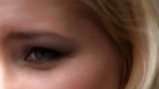 Tan babe z vročim hitrim.