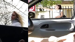 Cutie rjavolaska ugaja svojemu fantu fafanje