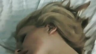 Japonka se poigrava in zajebe v istem videu