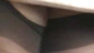 En čvrst petelin za dva najstnika