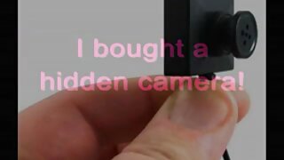 Pihanje mlade blondinke