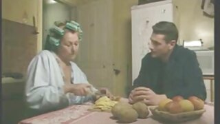 Blowjob prsate rjavolaske in cum na obraz