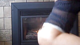 Otrok s čudovitim telesom skoči na mojega tiča in jaz sperem