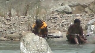 Babe dobi kremo po tuširanju