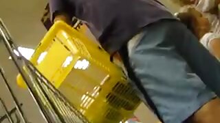 Mladi azijski trd kurac