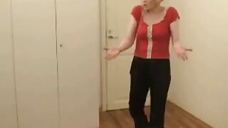 Na meni visijo mehke naravne joške