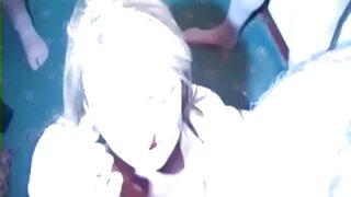 Vroča kurba boža tiča