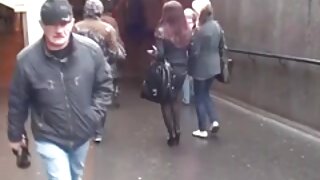 Blowjob prsate MILF v garderobi