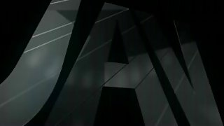 Lepi rjavolaski ženi ni mar za svojo mamo v bolnišnici, raje ima tiča, prekleto