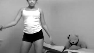 Bledo medeno zastopanje na njegovi kosti