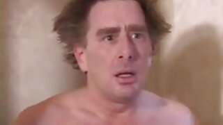 Blowjob iz a cutie in obremenitev na joške