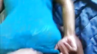 Sostanovalke na fakulteti pofukajo dve vroči piščanci