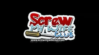 Vezana zamaskirana psica se zajebe