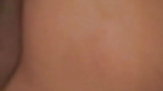 Prekleto prijetno dekle z naravnimi joški na kameri