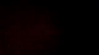 Karina je pripravljena na obremenitev s strani