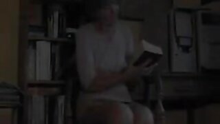 Blowjob od drobne mladeniča