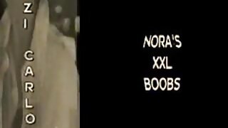 Blowjob od drobne punce