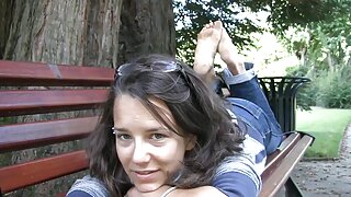 Globoko grlo in cum na joške