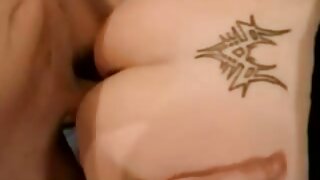 Fina zrela na kolenih