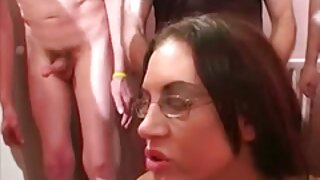 Zajebana vroča korak sestra