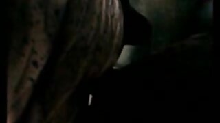 Vroča punca dobi obremenitev telesa