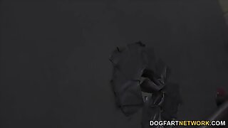 MILF preseneti s svojimi veščinami fafanja