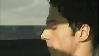 Nežen teen sesa tiča