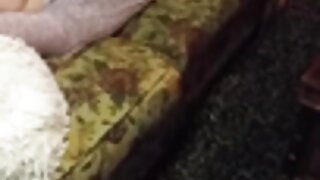 Dekle z lepimi joški, seksom in fafanjem