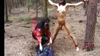 Latina z okroglo rit potrebuje debelega tiča